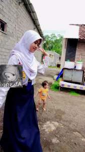 Rok Biru Panjang Rempel SMP