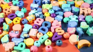 YUNLEO 51PCS Montessori Educational Threading Toys Wooden Stringing Farm Animals Fruits Lacing Beads Preschool Toy