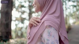 Leanen Tudung Khadeeja