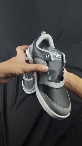 Sepatu Sneakers Pria Kasual Bahan Kulit Working J-08 Size 39-43