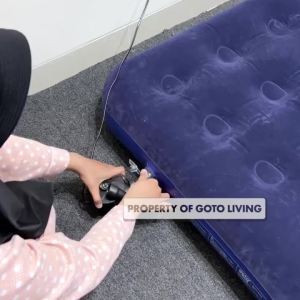Kasur Angin 200*180*22cm Matras Kasur Angin Karet Sofa Bed/2 Orang Kasur Camping /Kasur Angin Double + pompa /tempat tidur camping yang menggembung sendiri perlengkapan tenda Matras Kasur Double Air Bed Outdoor Portable
