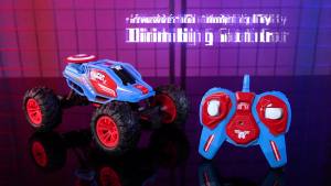 Marvel Captain America 2.4GHz Remote Control Car/RC Car Full-Function Rock Climbing Stunt Slumber with USB Charging