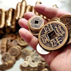 天缘阁 FENG SHUI 已开光 批发价 化煞 驱邪 保平安 五帝钱 驱邪避祸 招财进宝 咬钱貔貅 一叶生财 copper coin pendant Copper leaves