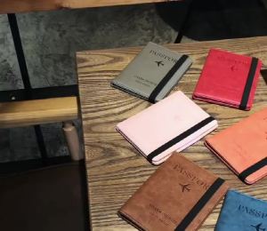 กระเป๋าหนังสือเดินทาง กระเป๋าใส่พาสปอร์ตหนัง PU การเดินทาง Neutral Multi-Purpose หนังสือเดินทาง ที่ใส่เอกสาร บัตรต่างๆ พร้อมส่ง