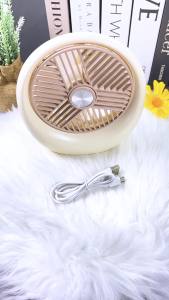 พัดลมพกพา ใช่งานง่ายลมแรง3เท่าของ พัดลมพกพาทั่วไป มีแบตเตอรี่ในตัว แถมสายชาร์จ USB พัดลมตั้งโต๊ะ พัดลมฤดูร้อน