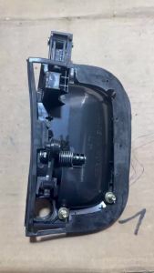 Tay mở cửa ngoài Kia Bongo bên lái