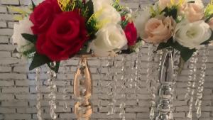 Pengiriman dalam 3 hari twist candle holder ornamen alat peraga pernikahan wayfarer vas logam besi akrilik rumbai pernikahan wayfarer besi Twist candlestick ornament wed