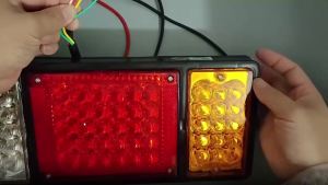 2Pcs Stop Lampu Truk 24 Volt 12 Volt LED Hemat Energi Lampu Belakang Truk Kecerahan Tinggi Universal