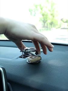 Pajangan Pesawat Solar Powered Aromatherapy Pewangi Dashboard Mobil