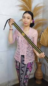 Setelan Kebaya Jadi Stretch Ahimsa dan Bawahan Kamen Batik Panjang Bali Murah Modern Pesta Wisuda