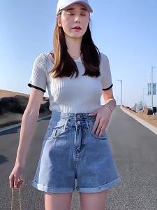 มีหลากหลายสีให้เลือก เนื้อผ้าคุณภาพดี สวมใส่สบาย เนื้อผ้ายีนส์ทนทาน สไตล์เกาหลีทันสมัย