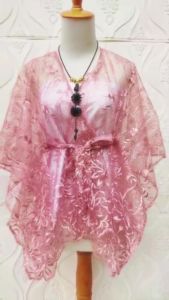 Cardigan Brokat & Outer Kebaya: Fashion Outfit Atasan untuk Acara Pesta