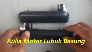 Handle Pegangan Pintu Original Toyota Soluna Depan atau Belakang - 1 Biji