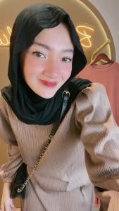 Gamis Soraya Rempel Tangan Knit Codru Busana Muslim Wanita Terbaru