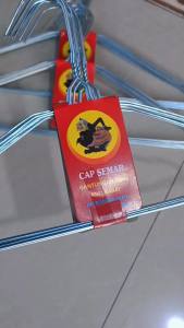 Gantungan baju besi stenlis isi 50 pcs Anti Karat/Hanger baju Kawat Stainless Tebal Material Besi Tahan Lama Model Hanger Baju Polos Hanger Baju Kuat Dan Lentur - Lazada