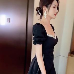 ZY.HT EraVogue Váy nữ Váy đen Váy chữ A Váy cưới Váy công sở Váy cưới Váy gợi cảm Váy Hàn Quốc Váy cưới sẵn sàng giao hàng 9504