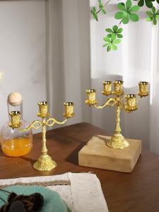 เชิงเทียน ที่ถือเทียนโลหะ ลายดอกไม้ สำหรับตกแต่ง ร้านอาหาร ห้องศึกษา เครื่องประดับเดสก์ทอป ตกแต่งร้านสปา เชิงเทียนสีทอง