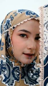 DIONISIA Aghnia Mukena Dewasa Mukenah Travel Jumbo Silky Motif Batik 2 in 1