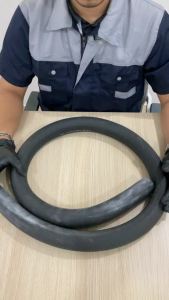 ฉนวนยางดำหุ้มทองแดง ท่อหนา 3/8 ยี่ห้อ Flex ยาว1.83 ม. จากยางอีลาสโตเมอร์ชนิดพิเศษ (EPDM)