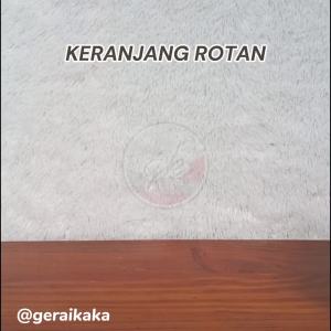 KERANJANG ROTAN / RATTAN TEMPAT / WADAH PERALATAN MAKEUP/ KECANTIKAN WARNA NATURAL uk.16X11 cm