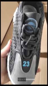 Sepatu Pria Sneakers Kasual Olahraga Rekreasi Lari Sepatu Bertali MOTIVA