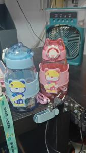 BOTOL MINUM ANAK LUCU "HAPPY BEAR" 600ml FREE SEDOTANTALI&Stiker AN