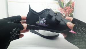 Sepatu Sneakers KUROMI Anak Perempuan Fashion Trendy / Sepatu Kets Perekat Anak Motif Cute Kuromi