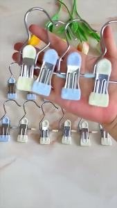 ที่หนีบผ้าสเตนเลส กันลื่น แบบพกพา สีสันสดใส คลิปเก็บเสื้อผ้า ประหยัดพื้นที่ กันลื่นกันลม คลิปเก็บตู้เสื้อผ้า 1 ชิ้น