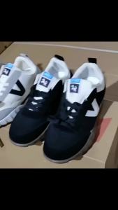 Sepatu Pria Sneakers Bertali Gaya Kasual Sol Lembut Victory