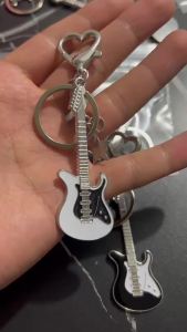 Gantungan kunci Gitar Keychain character Gantungan kunci lucu