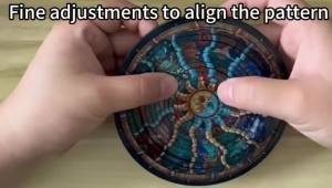 การหมุนปริศนาจิ๊กซอว์ เกมฝึกสมอง จิ๊กซอว์ใหม่2024 สามารถหมุนได้ 360° ลวดลายต่างๆ พิมพ์สองด้าน ของเล่นออฟฟิศ ของเล่นเด็ก