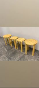 Coffee Table Stool， Multifunctional Foldable Coffee Table Stool Solid Rubber Wood Stool。