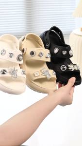 Dép nữ MWC 8430 - Dép Nữ 2 Quai Ngang Đế Cao Hack Dáng Gắn Sticker Siêu Cute Nhẹ Bền Thoáng Khí