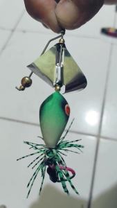 Jaws Slater Tik Tok Umpan Casting Gabus