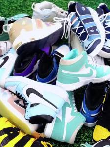 【เลือกได้สองสี ประกอบอิสระ】WEKONE กล่องใส่รองเท้า ใส่ได้เล็กกว่าเบอร์ 48 ใหญ่ขึ้นหนาขึ้น แม่เหล็ก กล่องชัดโปร่งใส พลาสติก กล่องรองเท้า กล่องเก็บรองเท้า ตู้เก็บรองเท้า ตู้รองเท้า กล่องรองเท้าใส shoe box