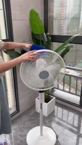 Duster Bendable Fan Duster Plastic Dust Cleaner Microfiber Head Washable Ceiling Brush Reusable Dirt Remover for Stand Fan Air Conditioning Home Car Vents Curtain Box Fan Shutters