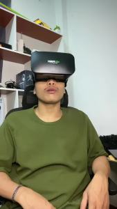 แว่นตา VR 3D แว่นตาเจริง VRPARK J20 สำหรับ iPhone Android เกมสา VR 3D แว่นตาเสมือนจริง แว่นD ป้องกันแสงสีฟ้า ดูหนัง เล่นเกมส์ Glasses with Stereoสมือน Headphone Virtual Reality Headset แว่นตาดูหนัง 3D สำหรับดูภาพยนตร์