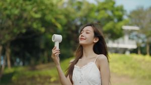 Handheld Fan Portable Bladeless 15000RPM Turbo Mini Rechargeable Display 100 Level Adjustment Strong Wind Cooler Summer