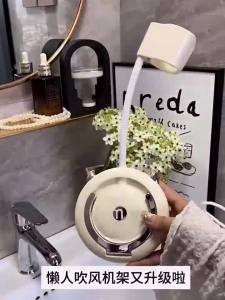 ที่เก็บไดร์เป่าผม ที่เเขวนไดร์ ชั้นวางไดร์เป่าผม แบบติดผนัง คุณสามารถเป่าผมให้แห้งขณะยืนได้ ด้านหลังสามารถเก็บลวดได้