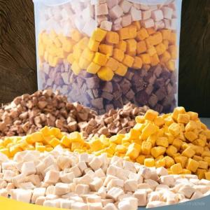 Freeze-Dried Dog Treats – Chicken Bites Made from Chicken Breast Training Rewards for Small Medium and Large Dogs Suitable for Pets like Teddy and Golden Retriever Also Great as Cat Treats