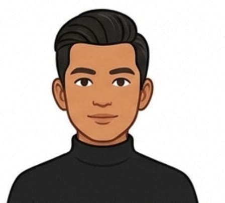Seorang editor sukan di FootballKit yang menilai prestasi pasukan menerusi analisis pasca perlawanan dan maklum balas komuniti. Tertarik dengan mengupas detik taktikal yang menjadi tumpuan perbincangan global.