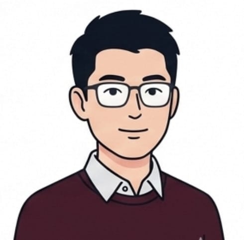 A sports editor at FootballKit dedicated to underdog narratives and supporter ecosystems. Takes interest in the viral stories and media moments that capture global attention.