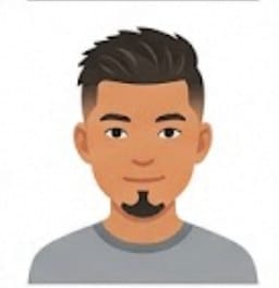 Seorang editor olahraga di FootballKit yang menelusuri trajectory karier pemain. Tertarik pada perkembangan dan evolusi performa pemain dari waktu ke waktu.
