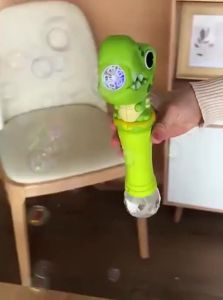 LELEMAO | Automatic Handheld Electric Bubble Blower Toy