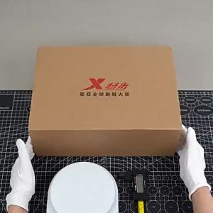 XTEP | Giày Thể Thao Da Cổ Điển