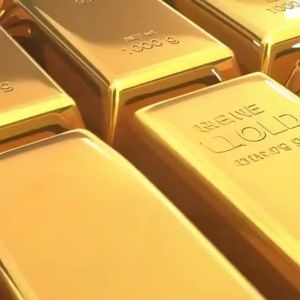 SHANYANG | Gold Attracting Pyramidal Crystal Decor for Wealth Accumulation