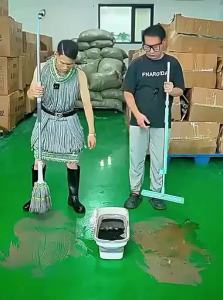 Self Wringing Rotating Mop