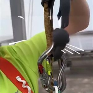 Xinda | Multi-purpose Anti-roll Carabiner