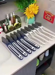 V-Shaped Multipurpose Cleaning Brush