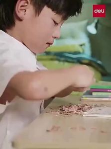 deli | Automatic Pencil Sharpener for Thick Pencils